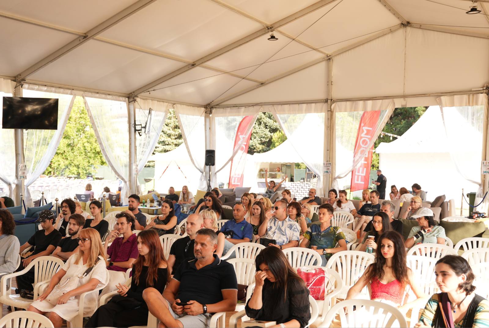 снимка_млади_писатели